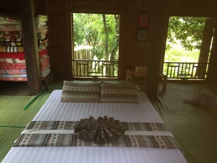 Linh Soi Homestay Май Чау Екстериор снимка